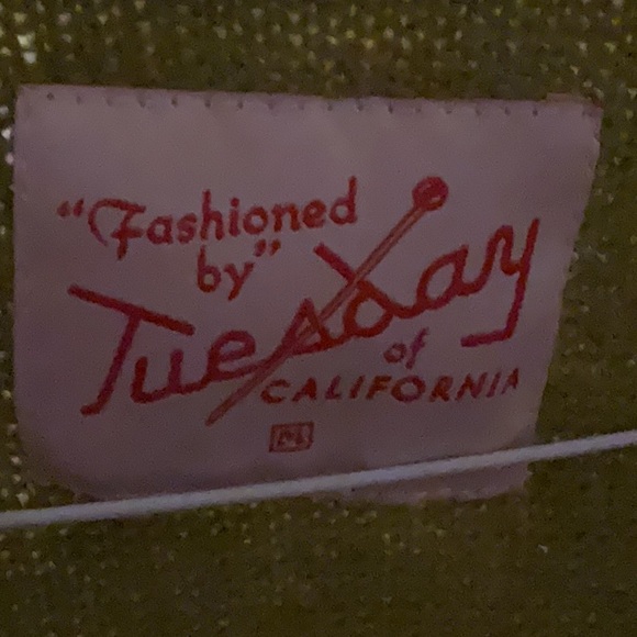 Tuesday of California Green grandpa cardigan - Picture 2 of 2